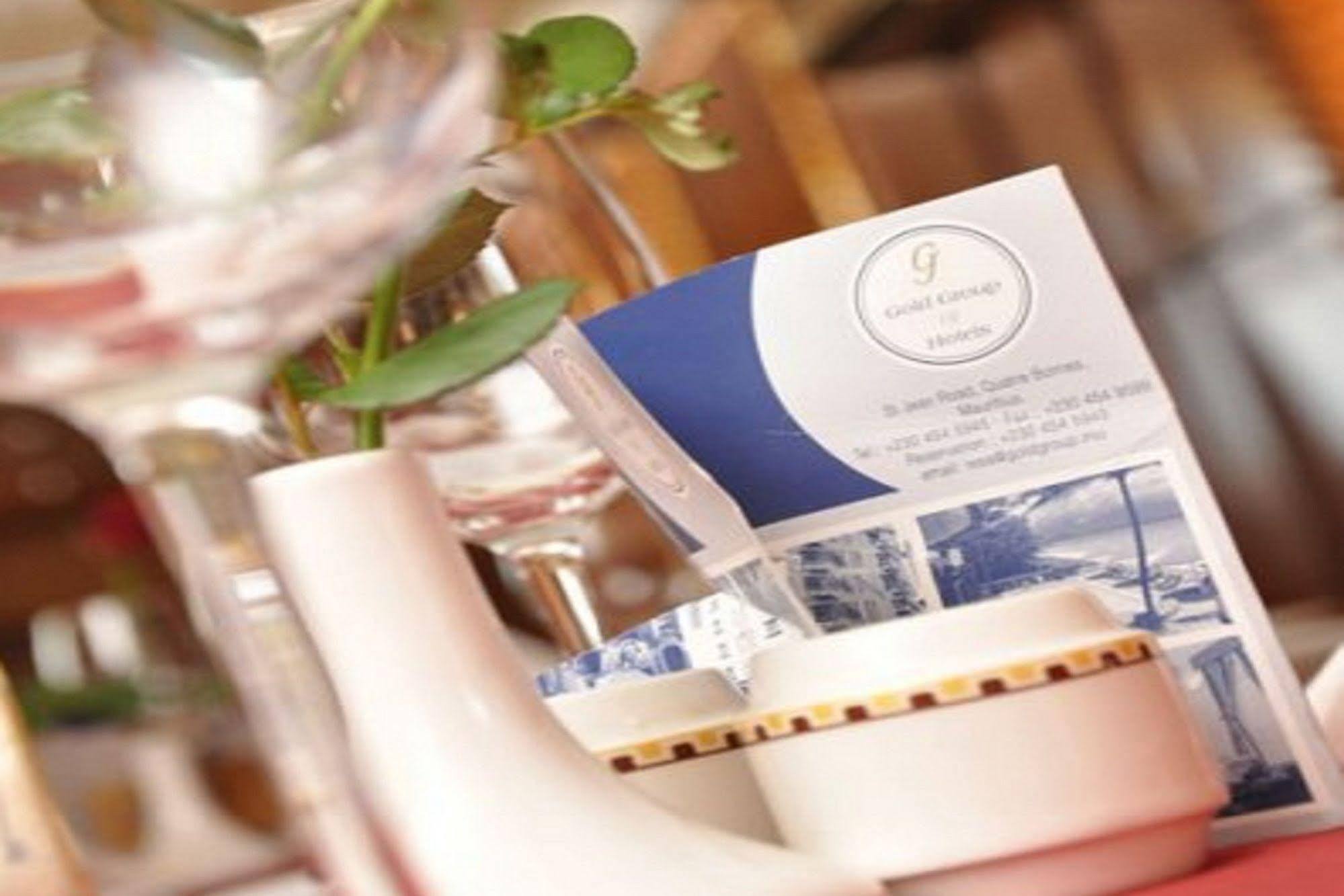 Gold Crest Hotel Quatre Bornes Esterno foto