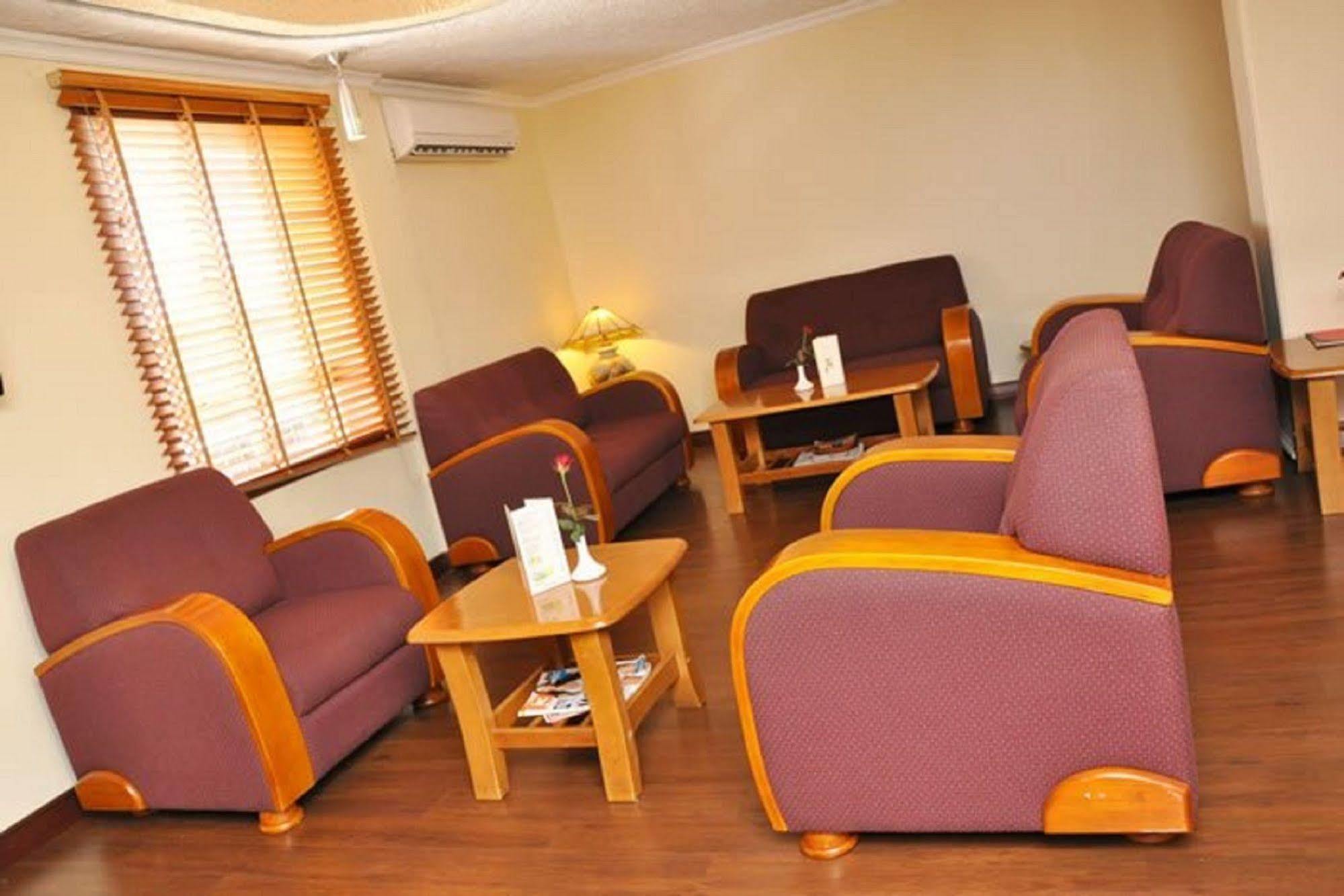 Gold Crest Hotel Quatre Bornes Esterno foto